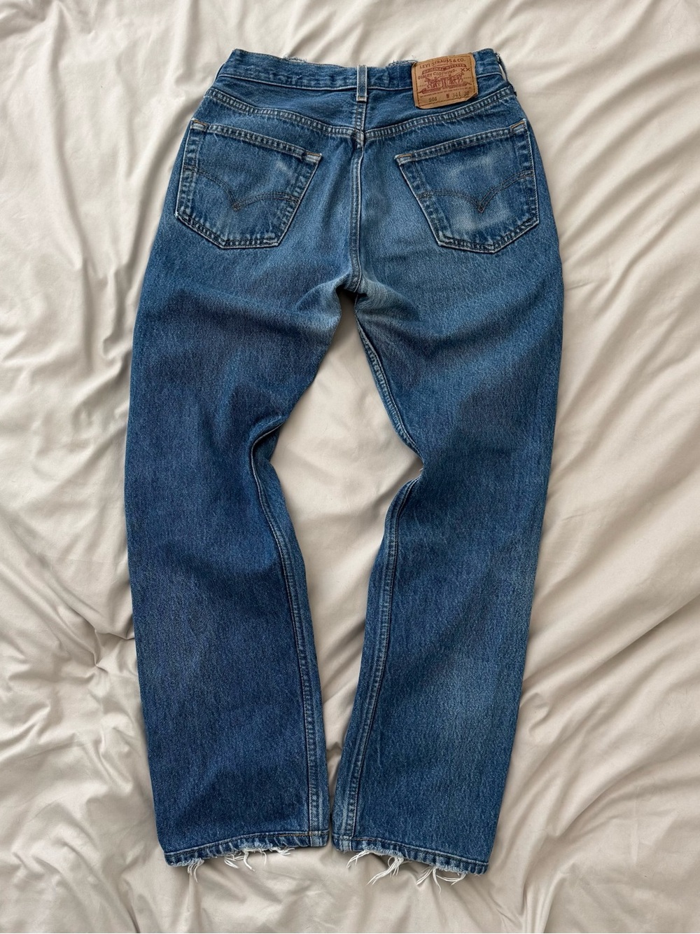 Vintage 90s Levis 501 Distressed Jeans Medium Wash March 1996 Made in USA 28x29